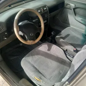 Opel Vectra 1989