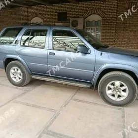 Nissan Pathfinder 2002
