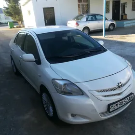 Toyota Yaris 2006