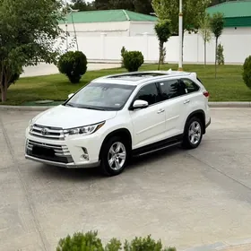 Toyota Highlander 2019