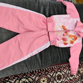 Спортивный костюм