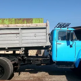 Zil 130 1990