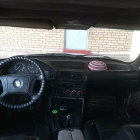 BMW 525 1993