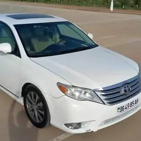 Toyota Avalon 2010