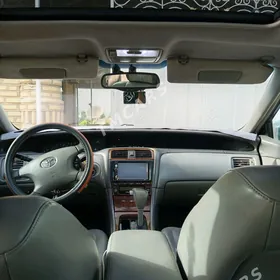 Toyota Avalon 2003