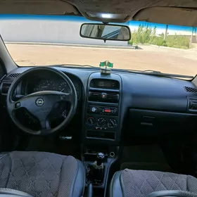 Opel Astra 1999