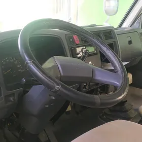 Toyota Dyna 2002