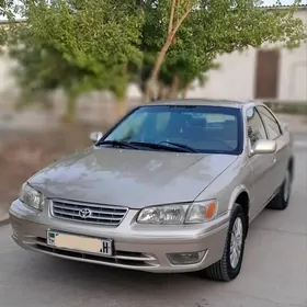 Toyota Camry 1997