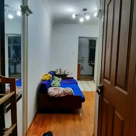 Gaudan w 1 etaj 1 komnat