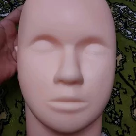 Yüz maniken