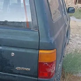 Toyota 4Runner 1996