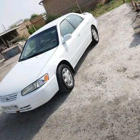 Toyota Camry 1997