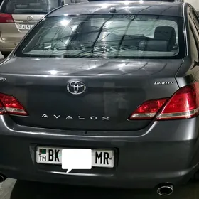 Toyota Avalon 2005