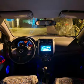 Nissan Versa 2013