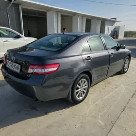 Toyota Camry 2011