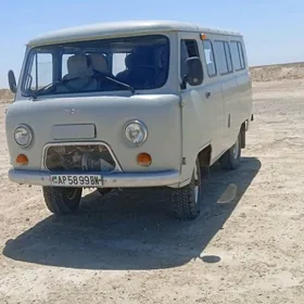 UAZ 2206 2000