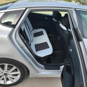 Kia Optima 2019