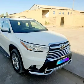 Toyota Highlander 2014