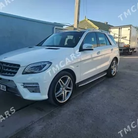 Mercedes-Benz ML400 2015