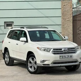 Toyota Highlander 2011