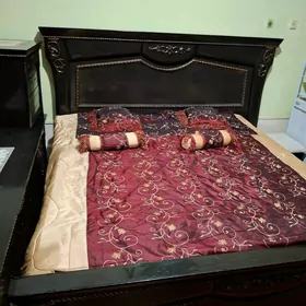spalni komplekt