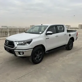 Toyota Hilux 2025