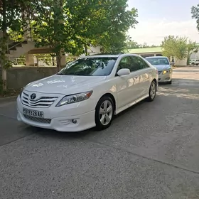 Toyota Camry 2010
