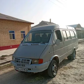 Gaz 24 1998