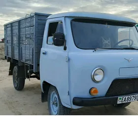 UAZ Profi 1992