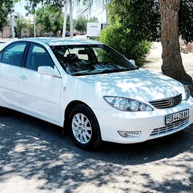Toyota Camry 2005