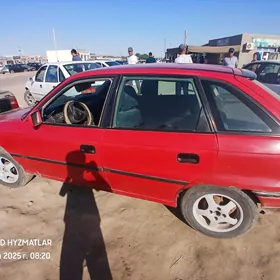 Opel Astra 1992