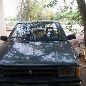 Renault Europa 19 1995