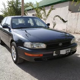 Toyota Camry 1993