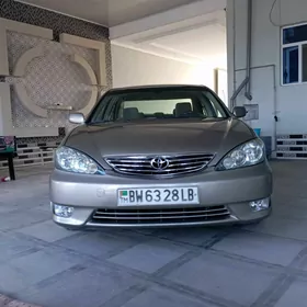 Toyota Camry 2004