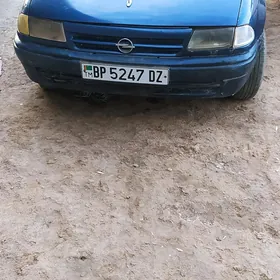 Opel Astra 1992
