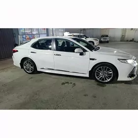 Toyota Camry 2024