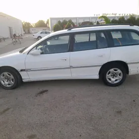 Opel Omega 1995