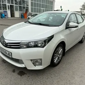 Toyota Corolla 2015