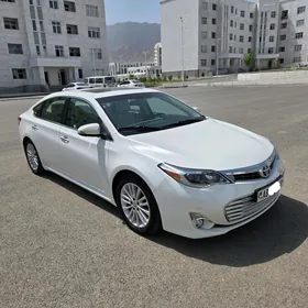 Toyota Avalon 2013