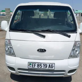 Kia Frontier 2011