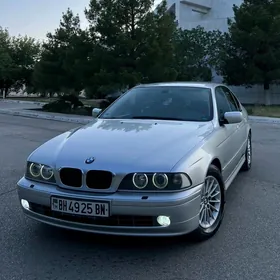 BMW 530 2001