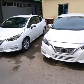 Nissan Versa 2021