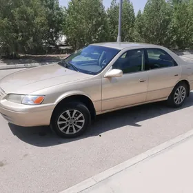 Toyota Camry 1999