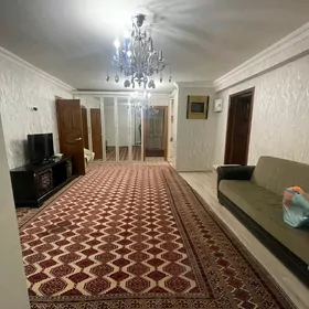 Центр, 4-комн.кв, Нотариус