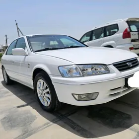 Toyota Camry 2000
