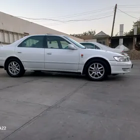 Toyota Camry 2000
