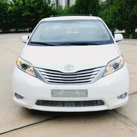 Toyota Sienna 2017