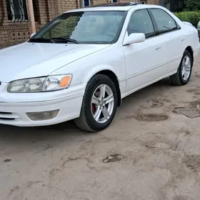 Toyota Camry 2000
