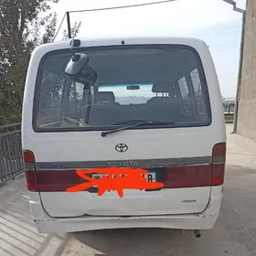 Toyota Hiace 1991