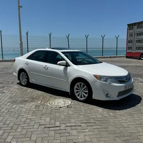 Toyota Camry 2013